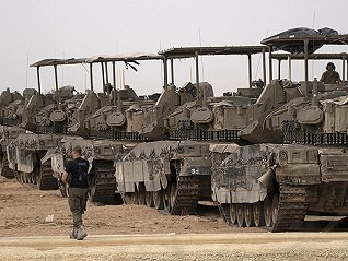加大空袭、与埃及磋商，以色列军队准备好进攻拉法
