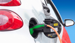 比亚迪一季度装车量重回全球第二｜动力电池月度排名⑨