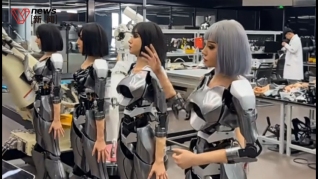 国产仿生机器人已开始量产，“男女老少”还有“异形”，逼真程度让网友直呼恐怖