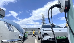 新能源汽车价格战此起彼伏，科协主席称车企不要只盯着市场份额