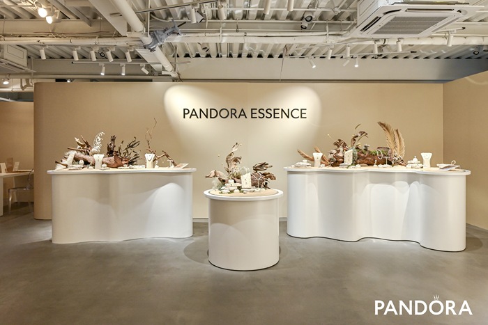 Pandora潘多拉新系列采用巴洛克珍珠，周大福故宫联手再推中华文化新作｜是日美好事物