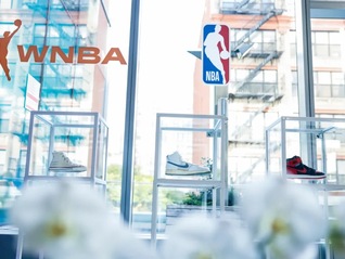 耐克和NBA續(xù)約至2037年，籃球仍是體育用品競爭焦點