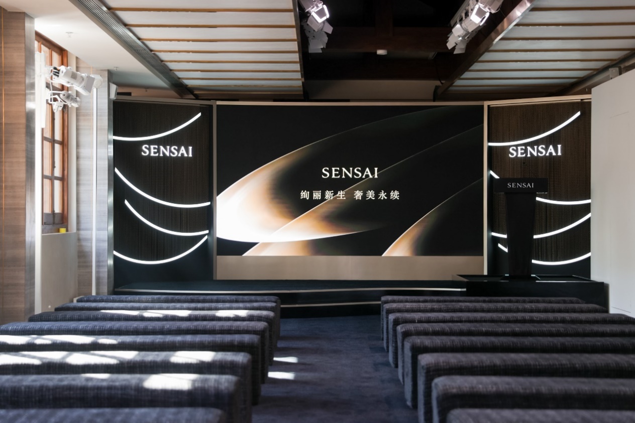 https://img2.jiemian.com/101/original/20250120/import_1737356509728820170011.jpg