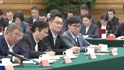 馬化騰：和梁文鋒有交流，敬佩獨(dú)立開源的產(chǎn)品，各家都在AI落地，生態(tài)還在早期