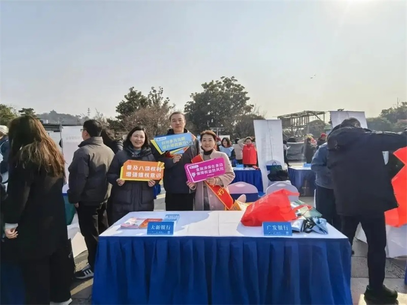 8.webp.jpg 8.webp.jpg