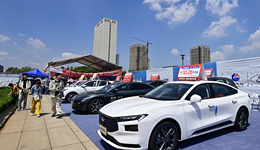 政策效果持續顯現，全國汽車以舊換新補貼申請量破1000萬份