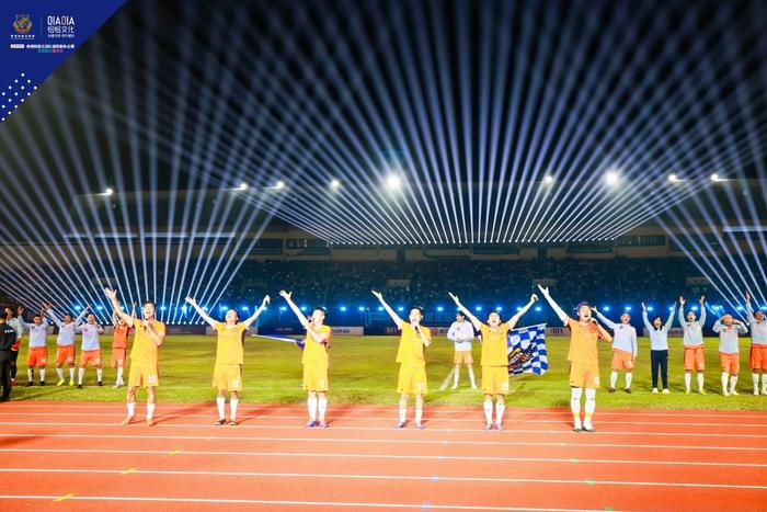 15.老六兄弟表演《Let's Goal》
