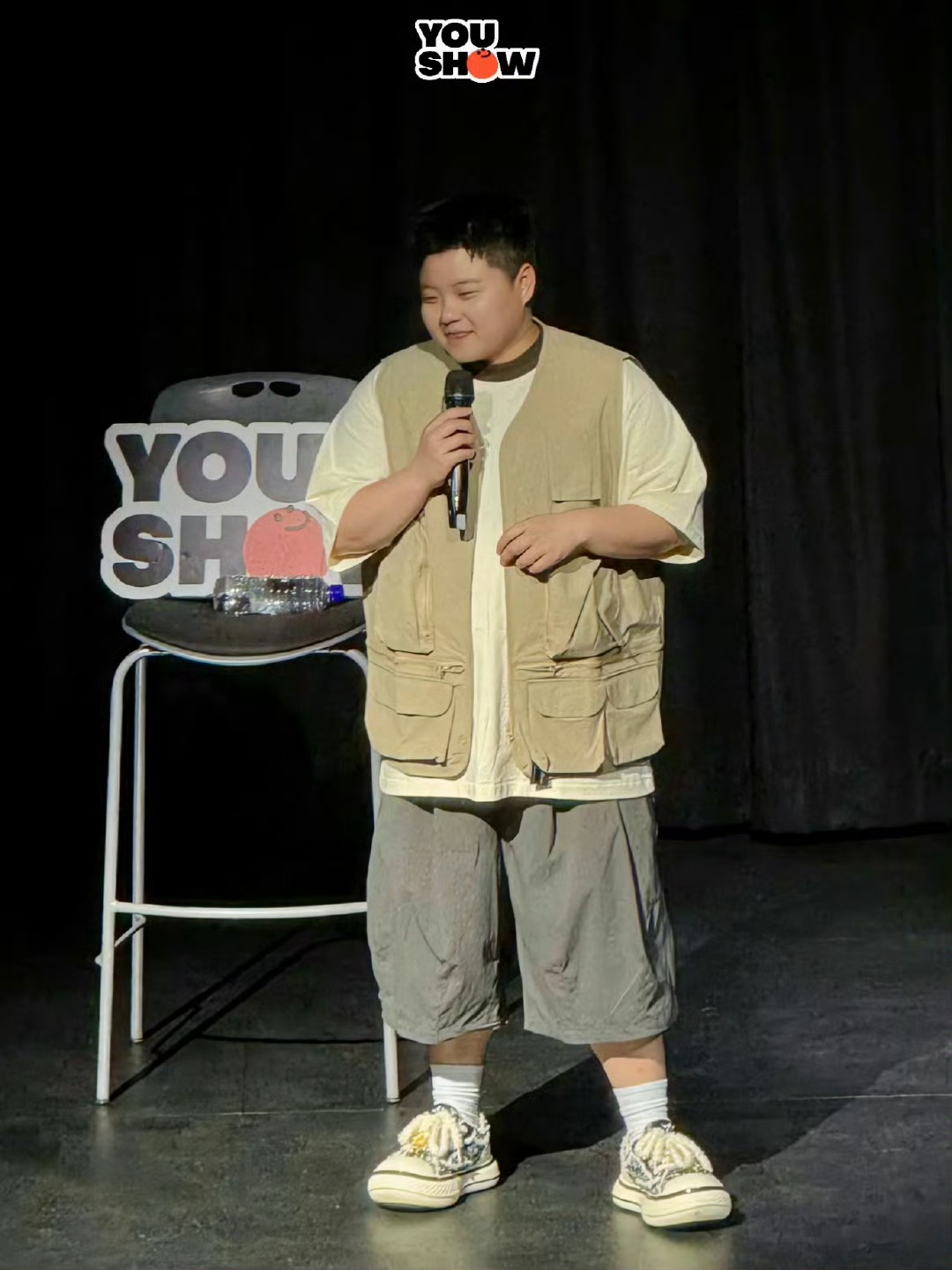 流年子时出生财运:八字合婚www.jixiangqiming.vip：-王越：这个家没有人需要再次逃跑了 | 进击的脱口秀演员⑦