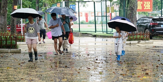 贵州解除暴雨蓝色预警，救援人员：榕江洪水开始消退