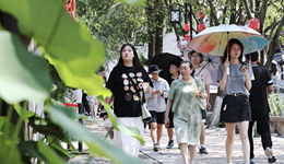商务部最新发声，“十五五”期间将继续减少服务消费领域限制性措施