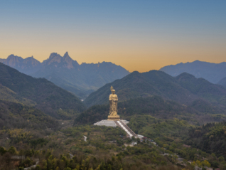 九华旅游上半年净利增 23.96%， 5亿募资项目曾被监管问询