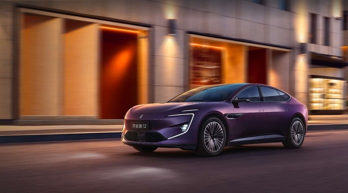 长安汽车2025年中报：新央企首秀高分答卷，“量价利”齐升勾勒增长新范式