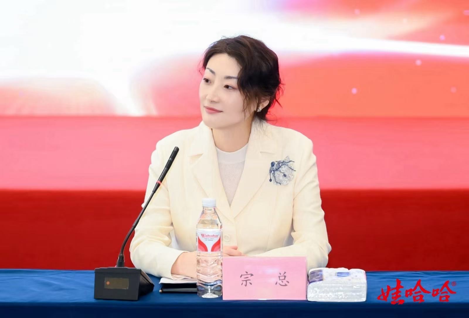商业头条No.89 | 专访宗馥莉：做一个“追赶者”，不急于证明自己