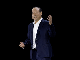 宁德时代曾毓群：储能企业已超30万家，大批被淘汰后将出现“孤儿电站”