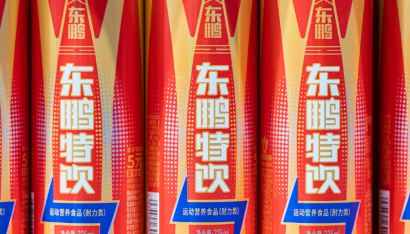 东鹏饮料再冲刺港股，单品突围战略下的高速增长之路