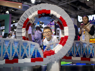 【专访】刘劲：建设金融强国，应聚焦国际化与市场化两大方向 | 前瞻十五五⑰