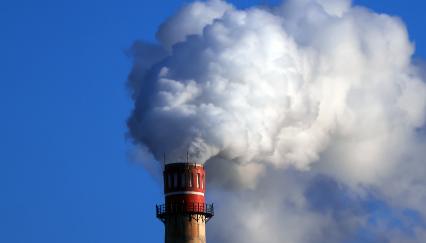 地方新闻精选 | 河南多地启动重污染天气橙色预警 九江一架风力发电叶片断裂