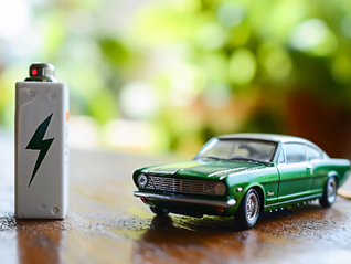 除这家企业外，全球动力电池前十强增速全线达两位数 | 动力电池月度排名⑬