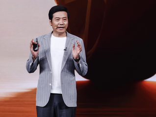 雷军连发微博谈小米汽车：好看和安全并不矛盾，有人歪曲抹黑