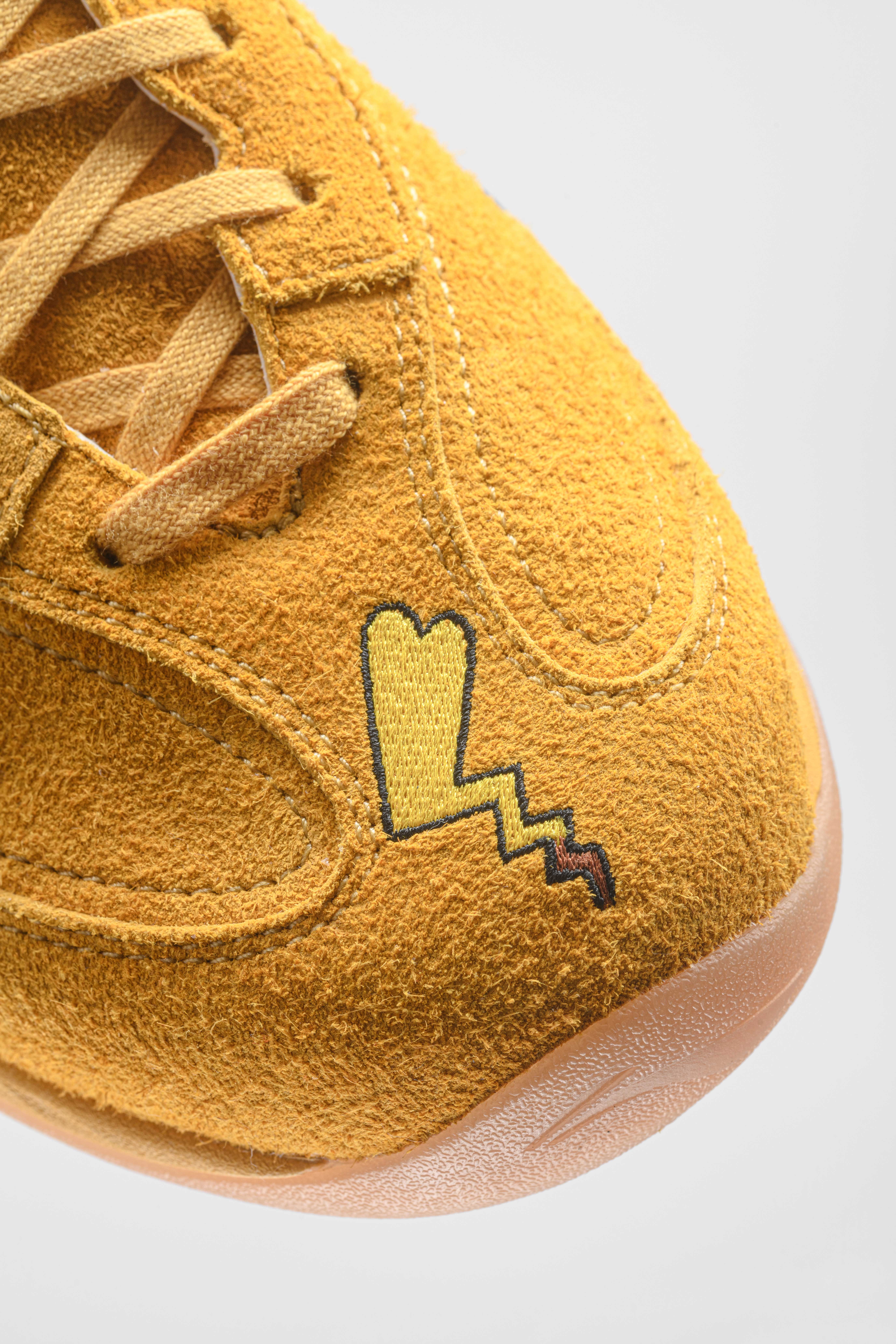 巴黎世家发布新创意总监首支广告,GARCON BY GARCON首开线下店|是日美好事物