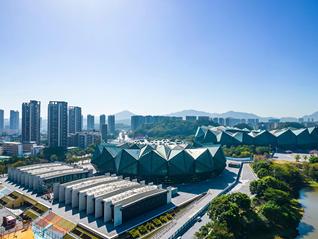 深圳龙岗全面推进“鸿蒙之区”建设：162个场景开放，百亿级投资启动