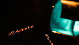 千问、灵光、夸克“三箭齐发”，阿里AI疯狂“补课”