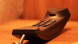 特朗普致电施压高市早苗：不要在台湾问题上挑衅中国