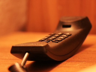 特朗普致电施压高市早苗：不要在台湾问题上挑衅中国