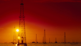 加勒比海上空持续乌云密布，委内瑞拉抗议美国企图以武力控制其石油