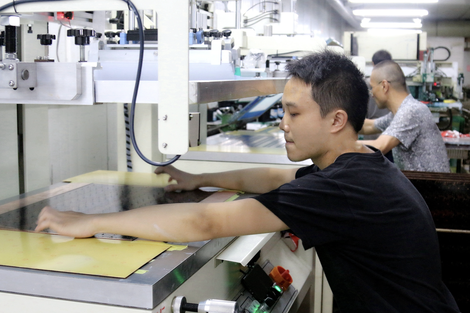 重磅政策接力助推，前10个月电子信息制造业增加值增长超10%