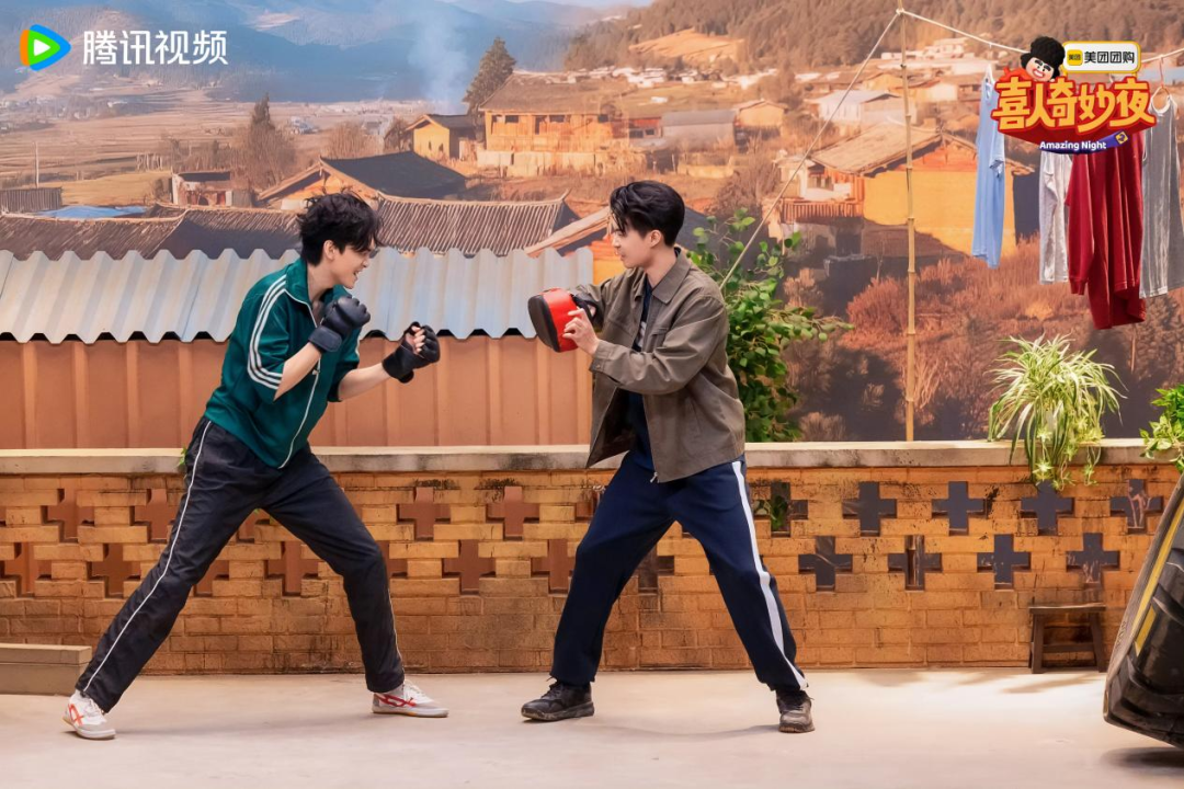 小力士,喜剧重塑我们的世界