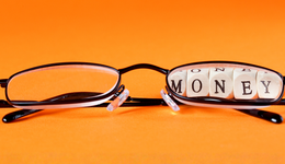 谷歌重启，阿里入局：AI眼镜会沦为神话还是笑话？