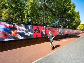 城市消费与体育IP的双重标杆，上马30周年剑指大满贯