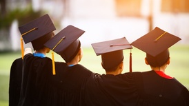 直通部委|去年49.5万人留学回国同比增长19.1% 外交部再提醒公民近期避免前往日本