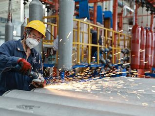 11月工业增速小幅放缓，但高技术制造业动能保持强劲