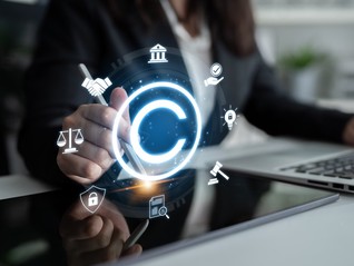 迪士尼等影视巨头将矛头对准“海螺AI”，MiniMax要正视版权问题了
