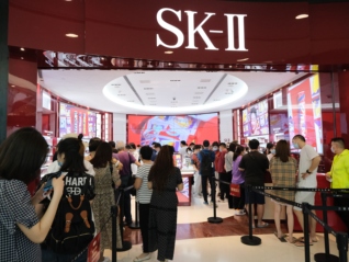 SK-II與海藍之謎銷售遇冷，高端護膚品牌在中國也不靈了嗎？