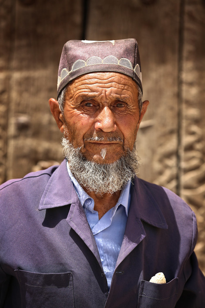 乌兹别克斯坦男人性格图片