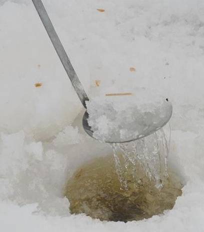 加拿大BC省冰钓指南：看看你是否在-30度时给自己刨个坑