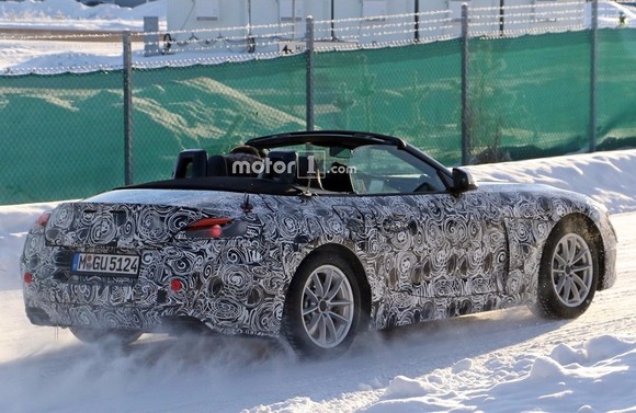 宝马跑车系列敞篷跑车新车 150164180323762300_a580xH.jpg