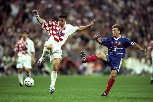 从牧羊少年到世界级中场大师