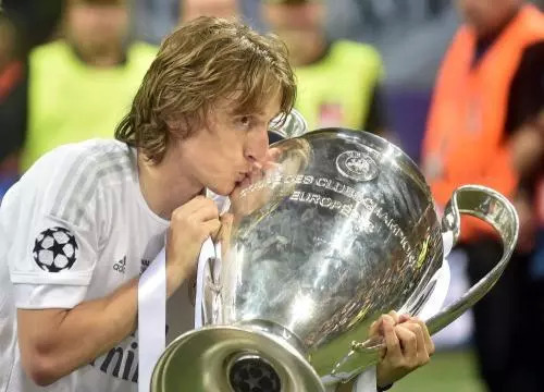 从牧羊少年到世界级中场大师