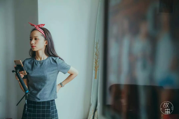 挨巴掌,熬夜,流量时代下的抖音百万大V生存法