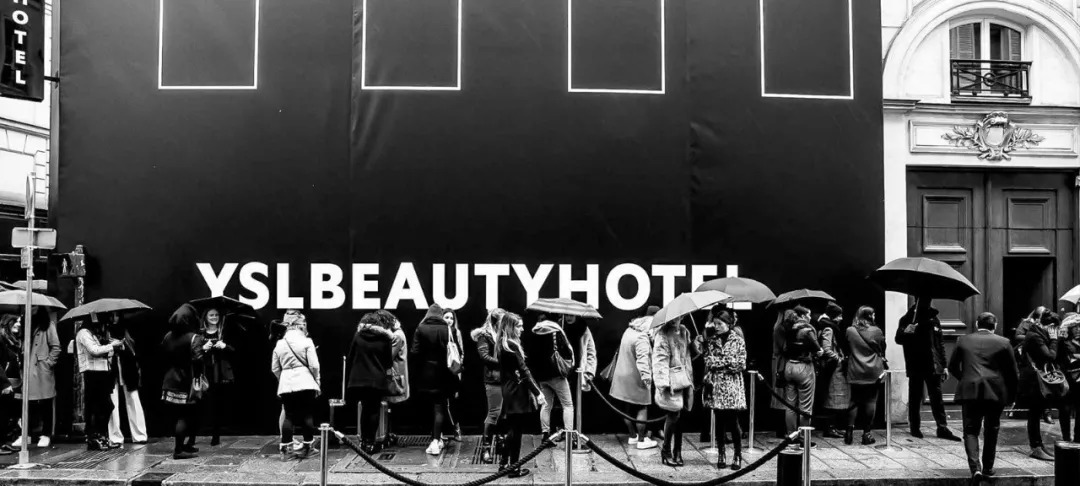 YSL美妆快闪酒店即将登陆上海,对零售实体店
