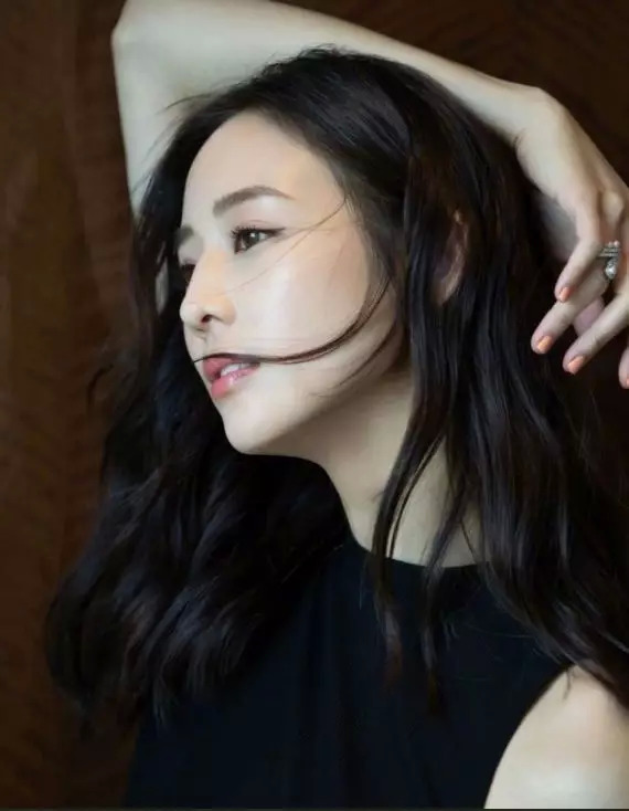 张钧宁和张翰在一起了?张翰工作室的回应很皮