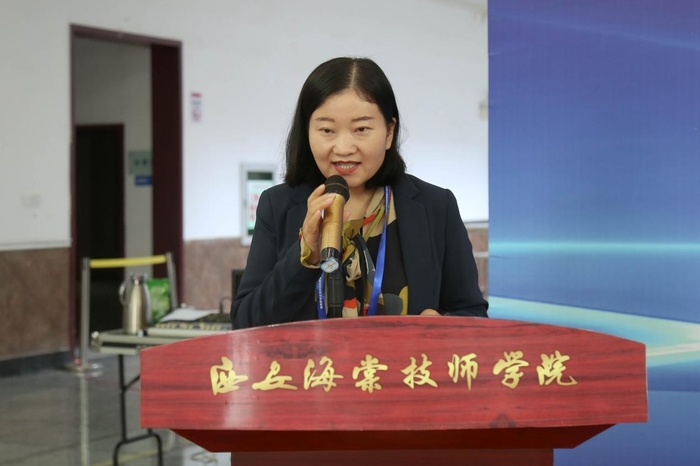 请问成都哪里有美发用品批188金宝博- 金宝博官方网站- 金宝博APP发市场？