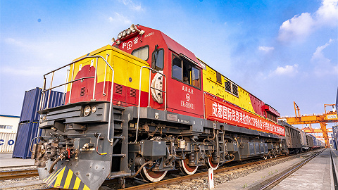 成都国际铁路港抢抓RCEP新机遇，中老铁路（成渝-万象）国际班列再启程