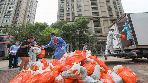 宁波海曙突发疫情，两小时准备4000多份物资保障居民日常生活