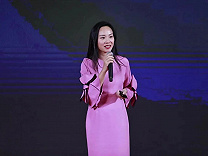 26岁成中国最年轻女富豪，如今她正式接管家族投资