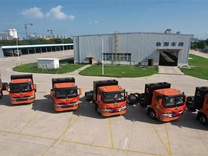 淮南新能源重卡整车批量下线